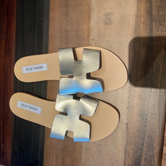 Gold Steven Madden Women Sandals - Picture 3 of 3